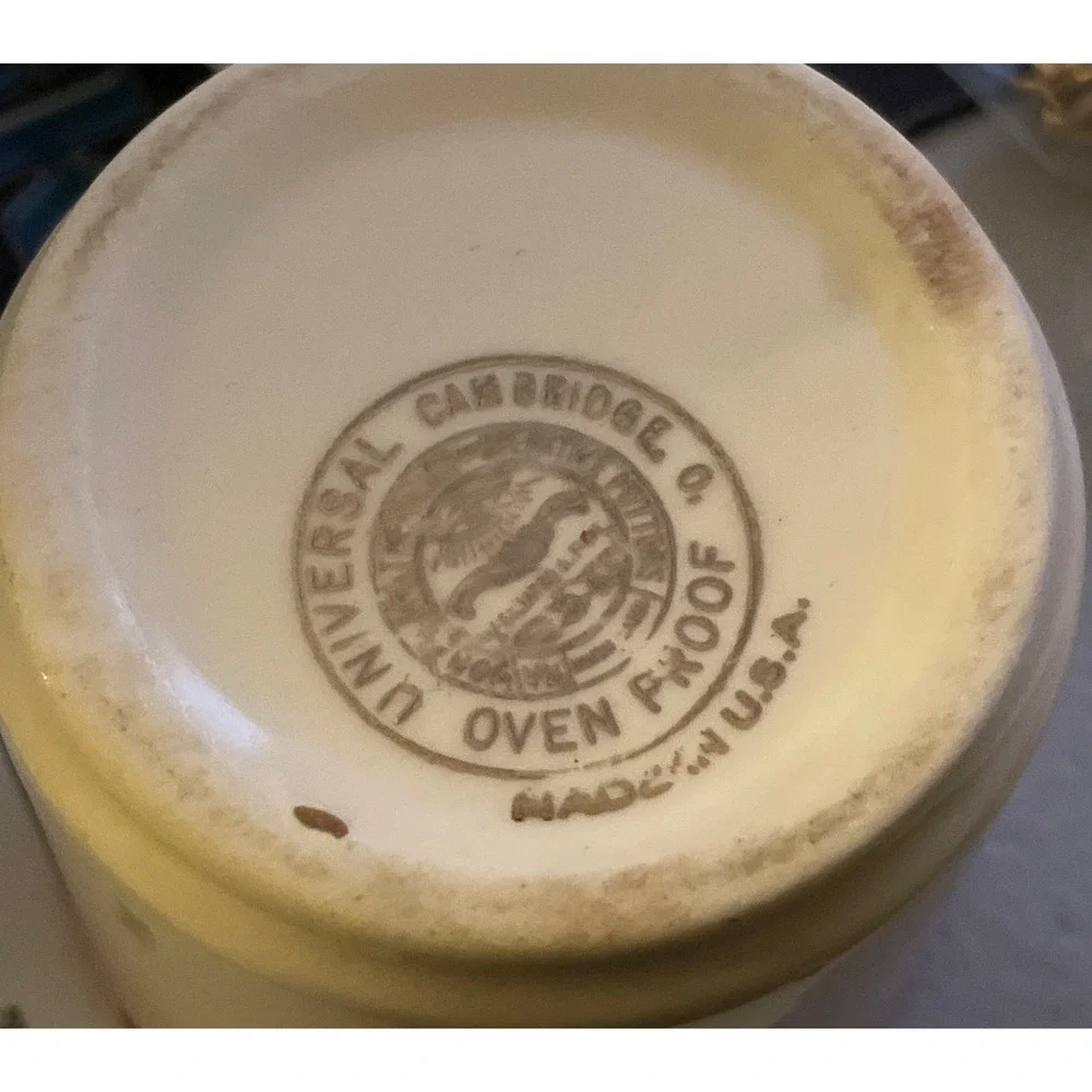 Vintage Universal Cambridge Oven Proof Custard‎ Cup Ramekin Red Rim Graphic